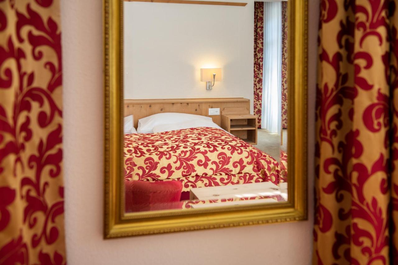 Hotel Engiadina Zuoz Kültér fotó
