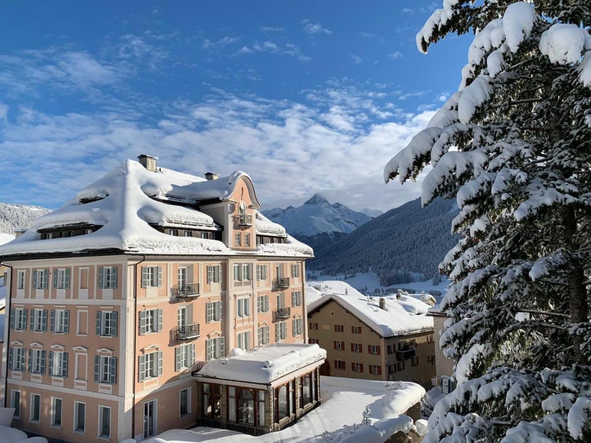 Hotel Engiadina Zuoz Kültér fotó